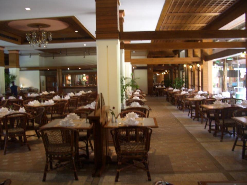 Frühstücksbereich Courtyard by Marriott Phuket, Patong Beach Resort