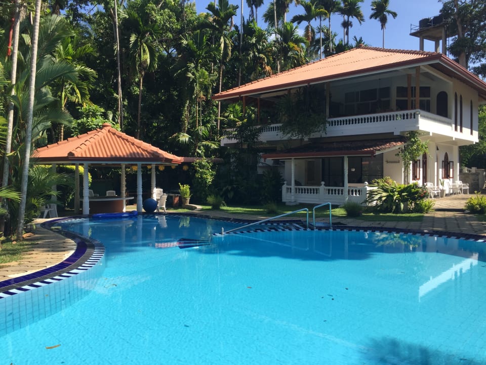Außenansicht Ayubowan Swiss Lanka Bungalow Resort