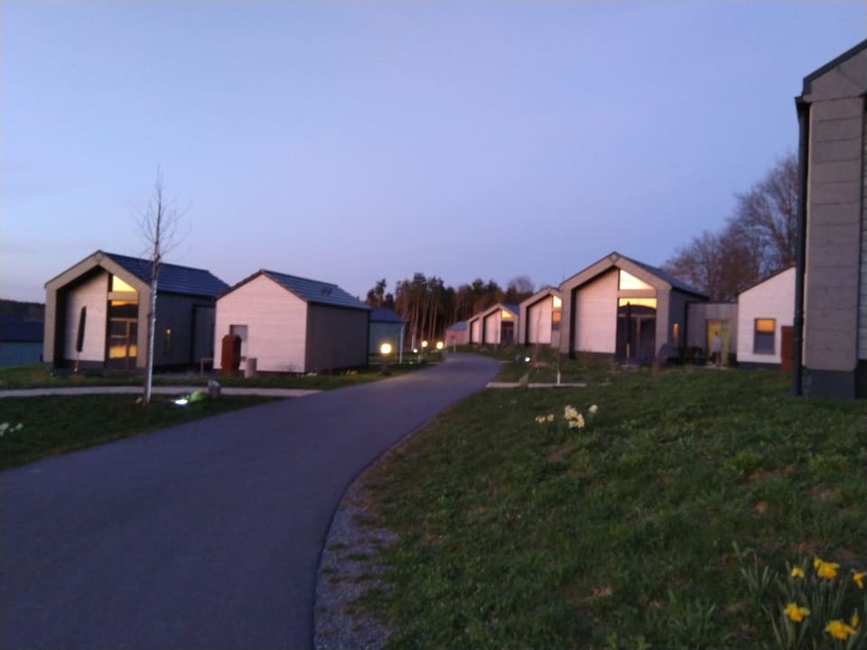 Außenansicht Bio-Seehotel Chalets