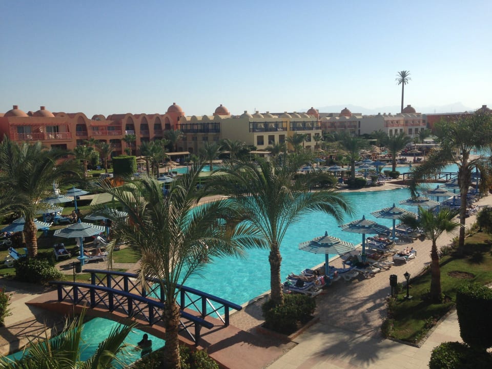 Blick vom Zimmer Titanic Beach Spa & Aqua Park