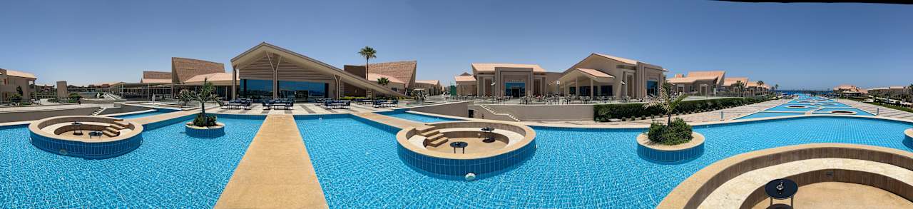 Außenansicht Pickalbatros Sea World Resort - Marsa Alam