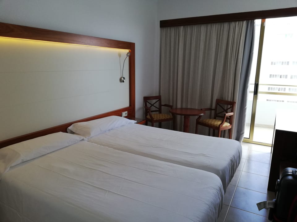 Zimmer Hotel Biniamar