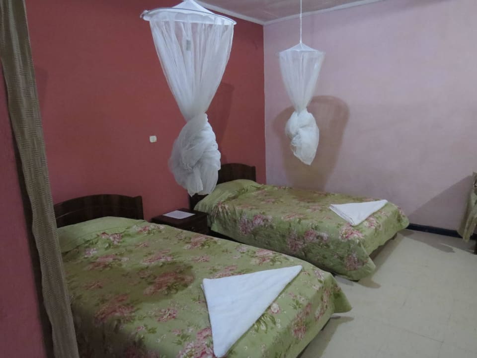 2 Betten  Jinka Resort