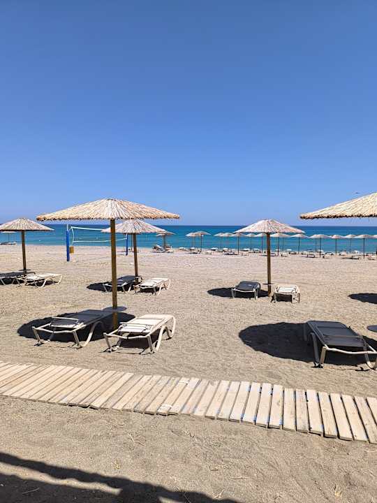 Strand Asterias Beach Resort