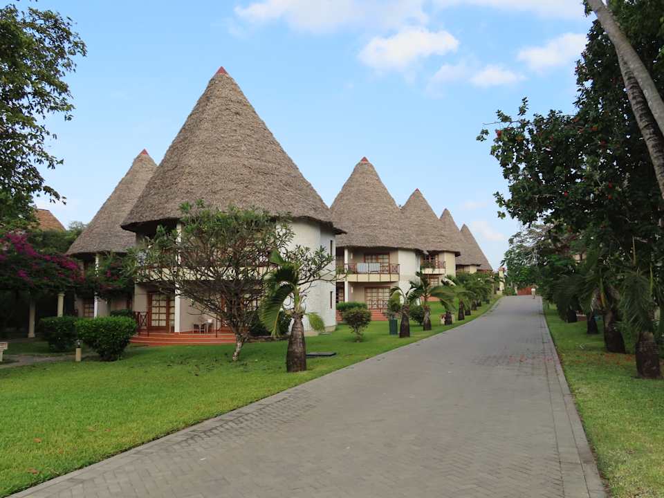 Außenansicht Neptune Village Beach Resort & Spa