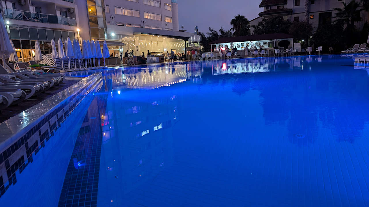 Pool Narcia Resort Side