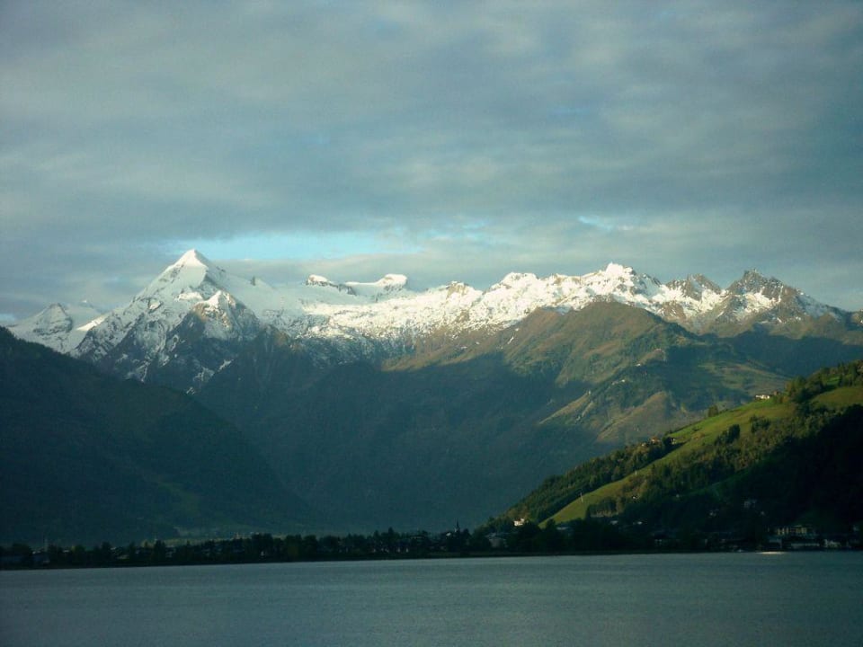 Blick in die Bergwelt vom Hotelbalkon! Hotel Garni Seestrand