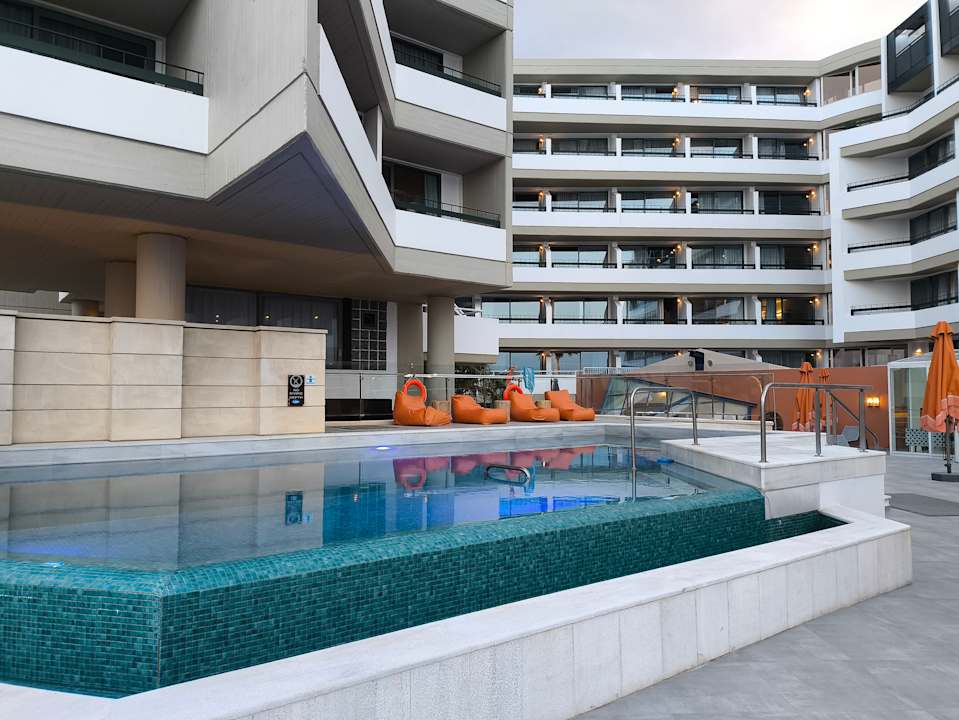 Pool Aquila Porto Rethymnon Hotel