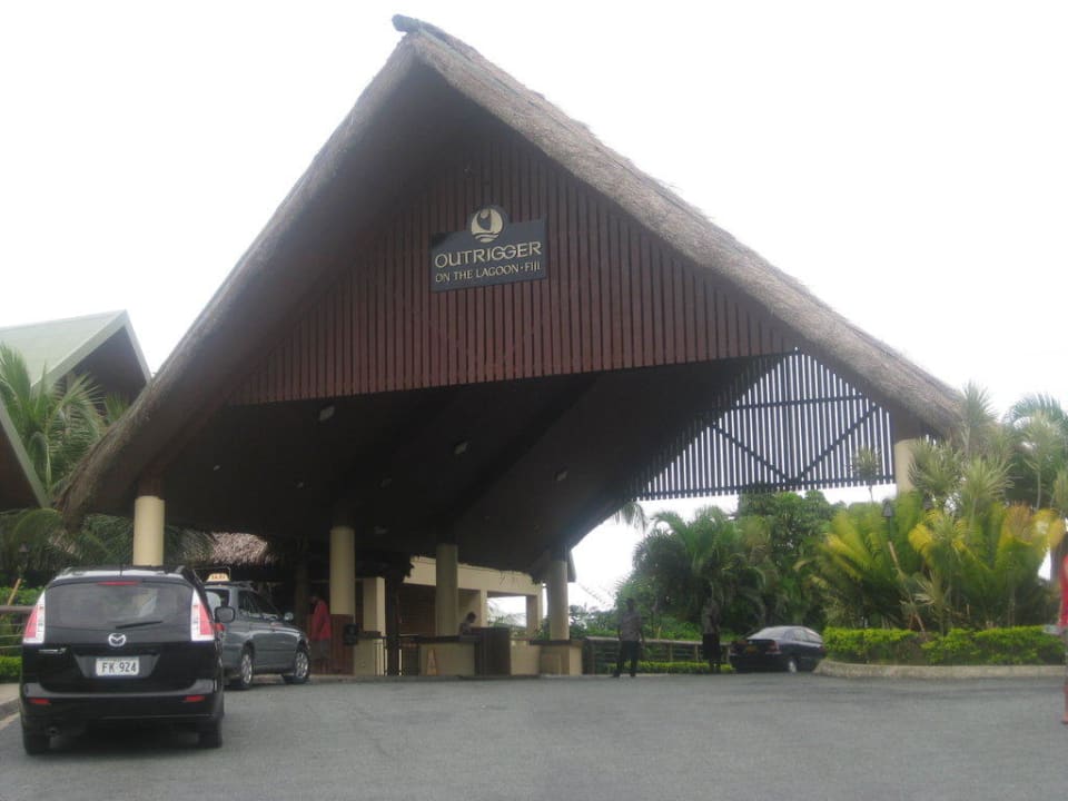Freundlicher Empfang Hotel Outrigger on the Lagoon - Fiji