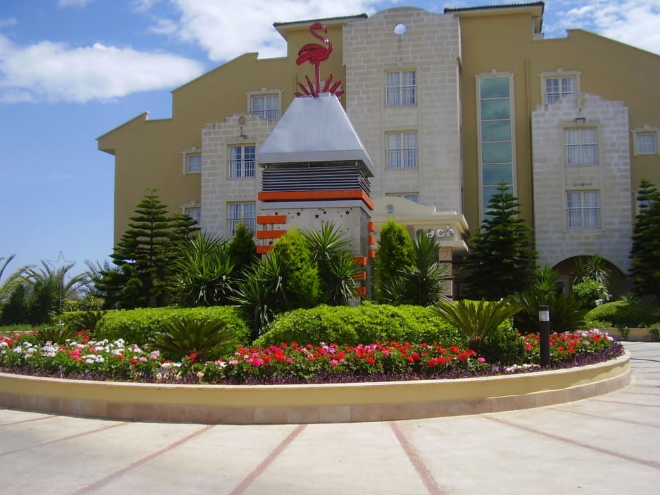 Platz vor dem Hotel Belek Beach Resort Hotel