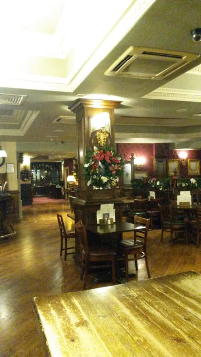Angeschlossenes Pub The Chamberlain Hotel