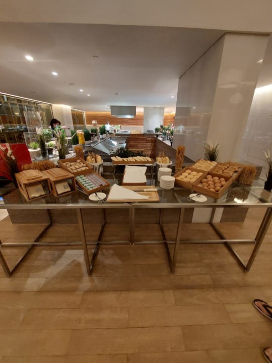 Gastro Grand Cosmopolitan Hotel