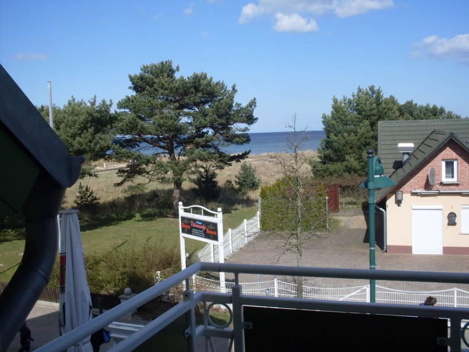 Blick vom Balkon Hotel Ostseeblick - direkt hinter den Dünen