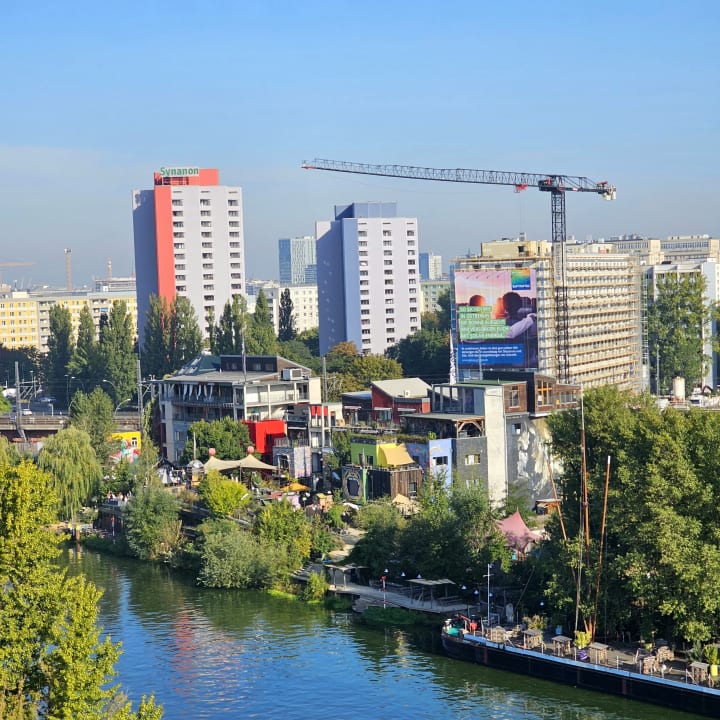 Außenansicht IntercityHotel Berlin Hauptbahnhof
