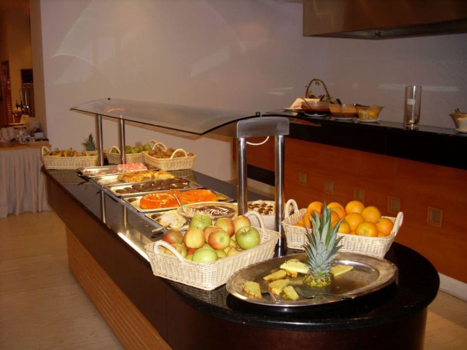Obst und Nachspeisenbuffet auf einen Blick Hotel Calypso Beach