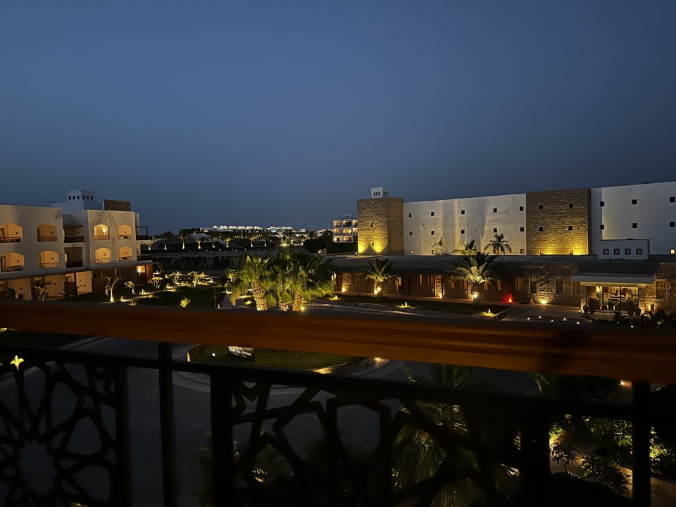 Ausblick Fort Arabesque - The West Bay