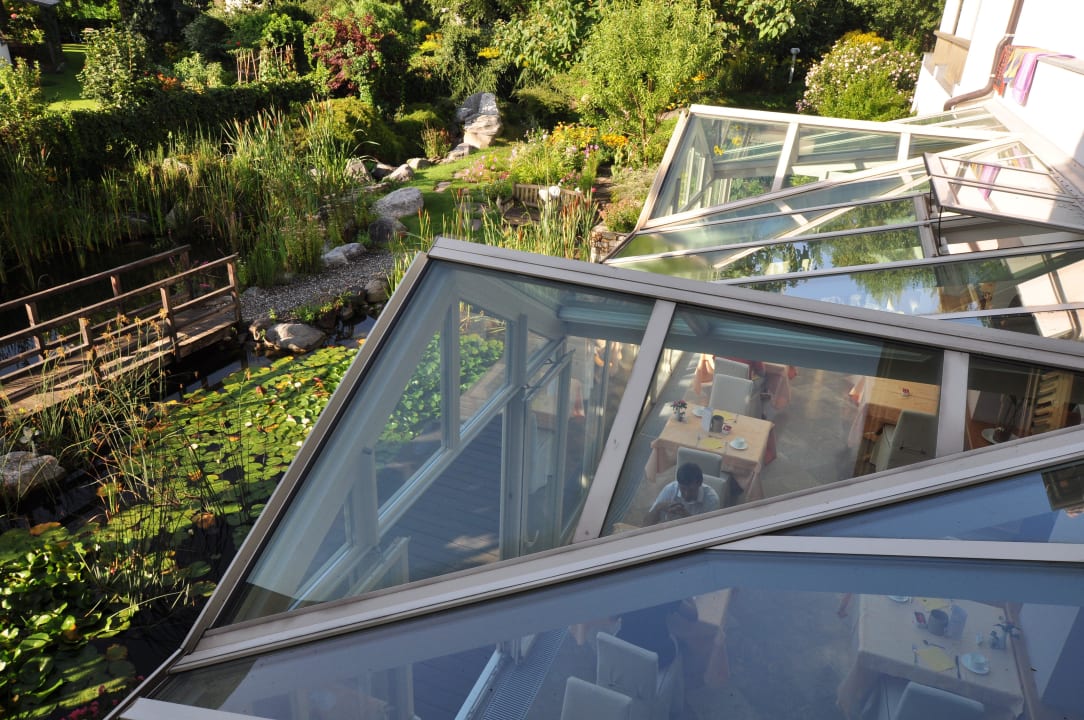 Wintergarten vom Zimmer aus fotografiert Hotel Sand