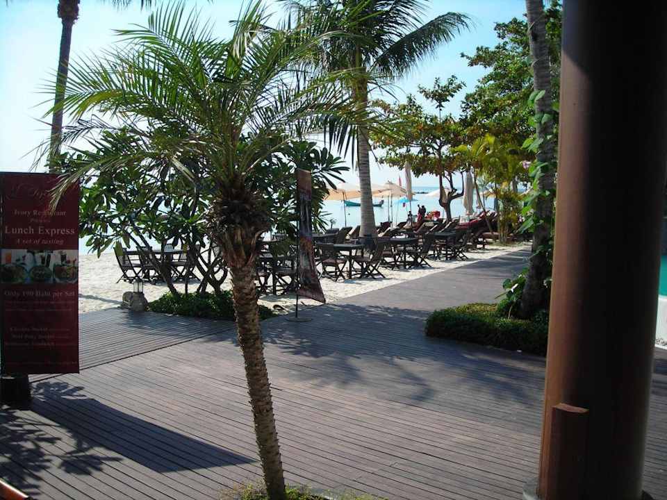 Gartenanlage Iyara Beach Hotel