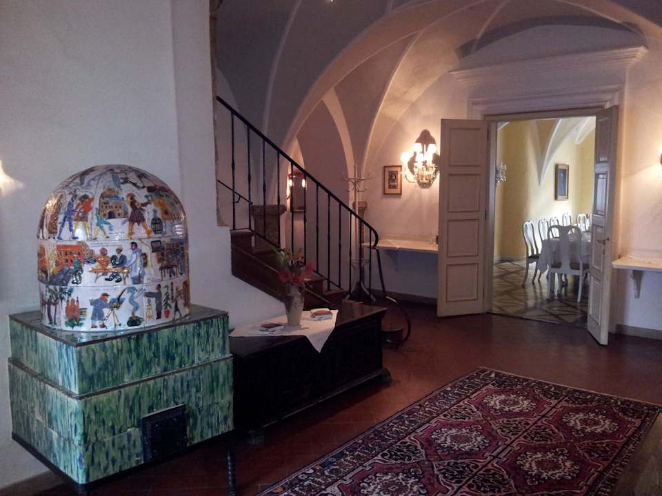 Eingang zum Zimmer links Hotel Palais26 Villach