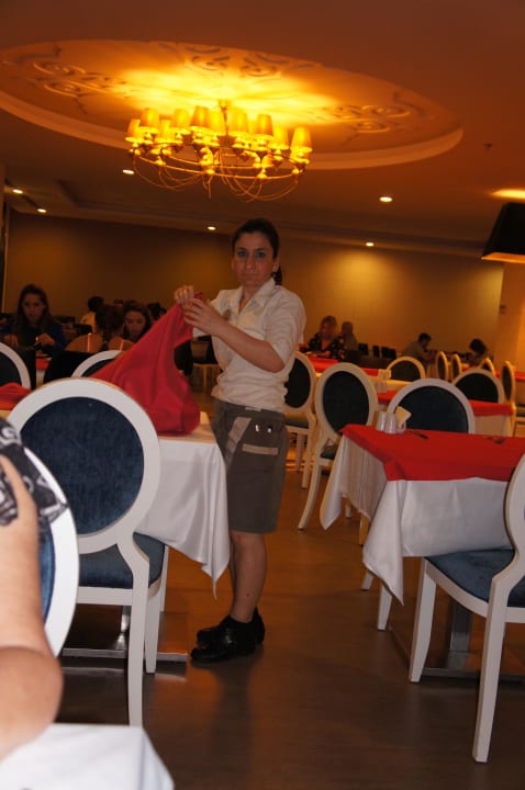 Beste Servicekraft im Speisesaal Seamelia Beach Resort
