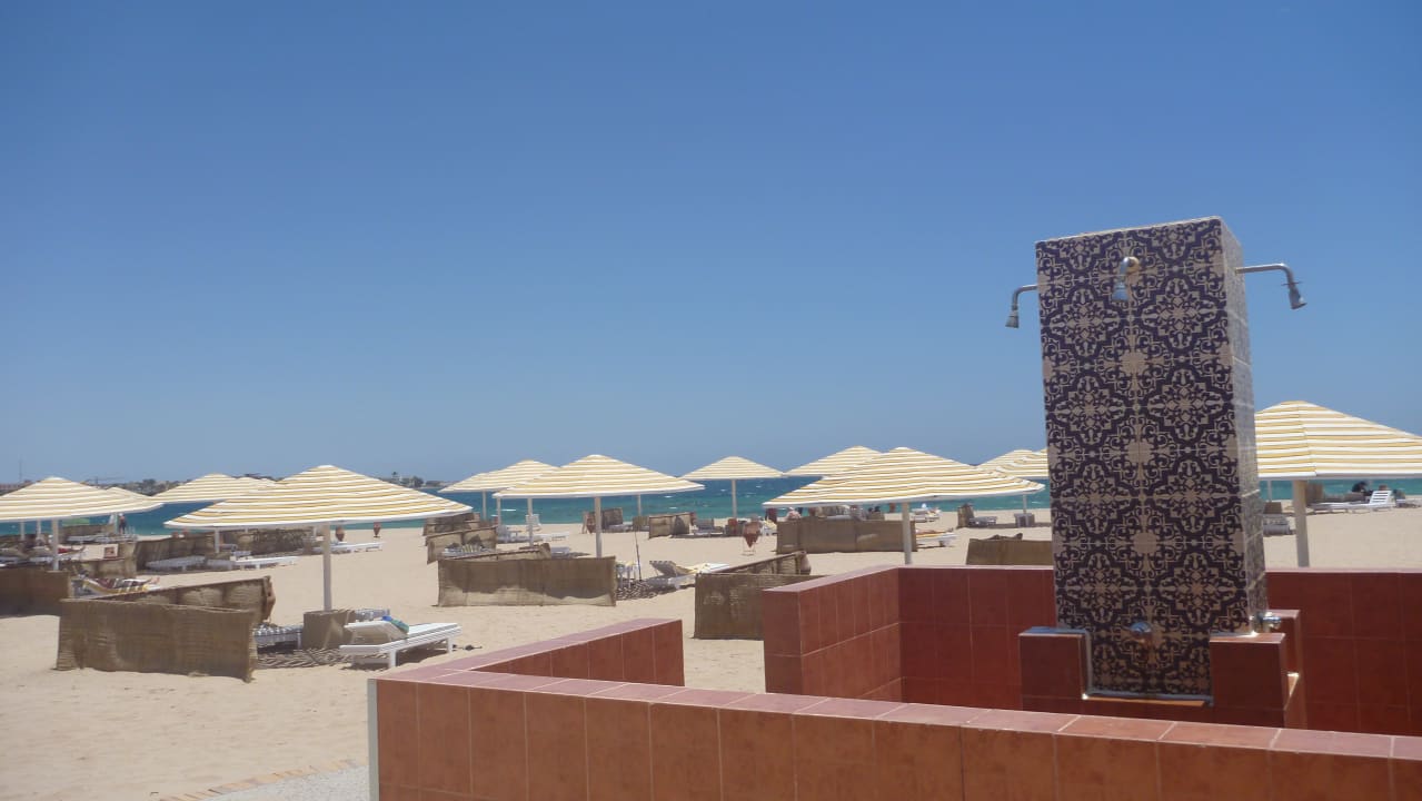 Strand Menaville Safaga