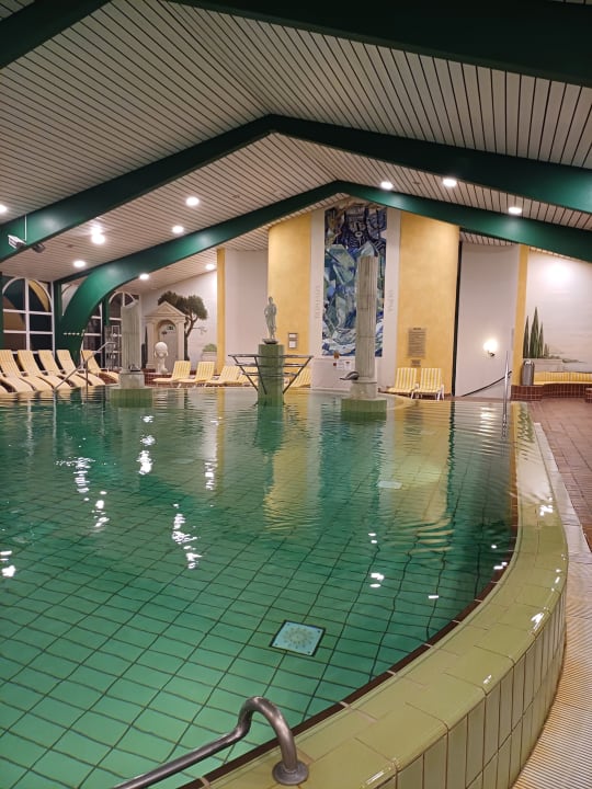 Pool Hotel Resort Birkenhof Therme