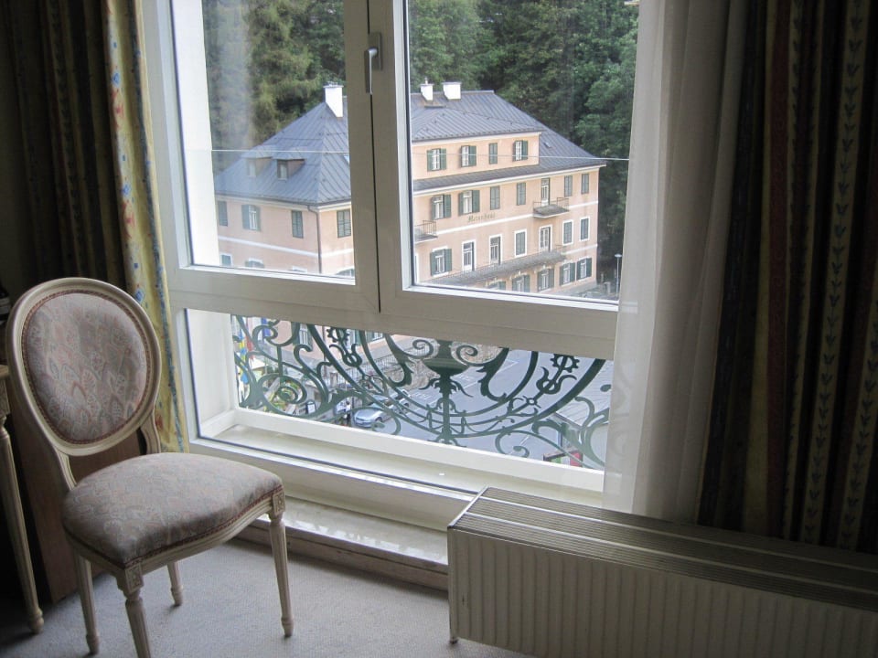 Schriebtischsessel mit Aussicht Thermal Resort Hotel Elisabethpark