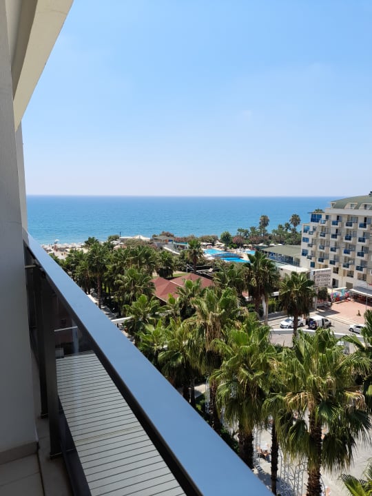 Ausblick Hotel Royal Garden Beach