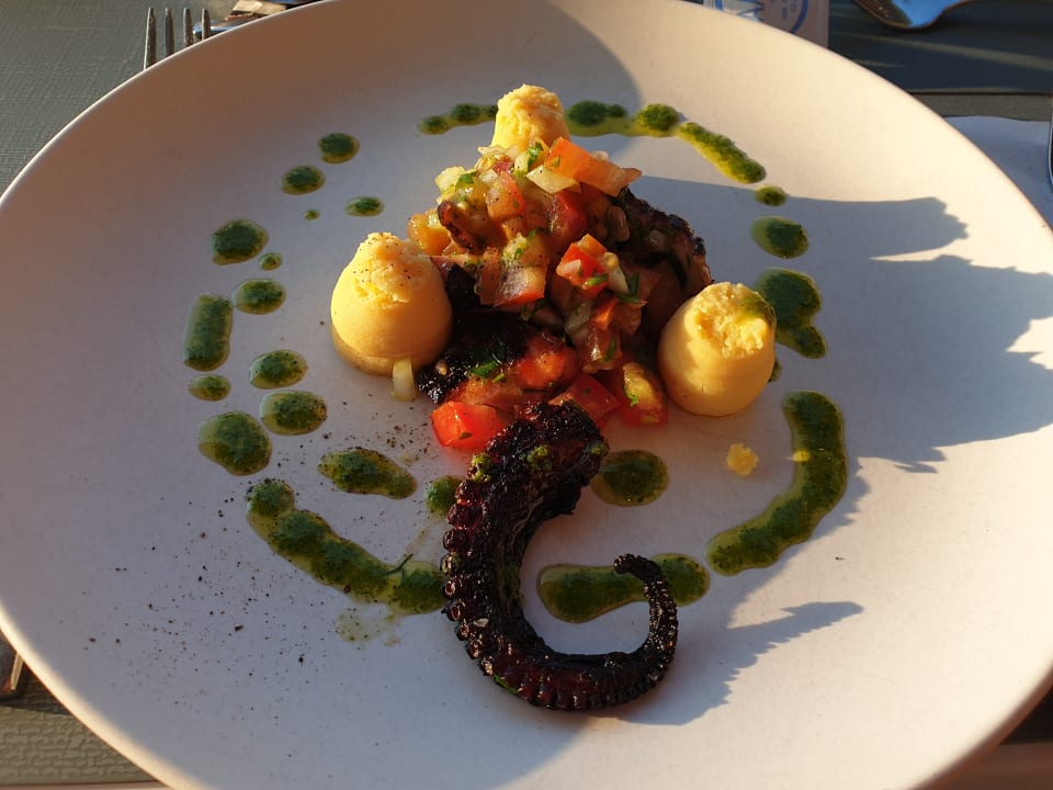 Gastro Paralos Lifestyle Beach