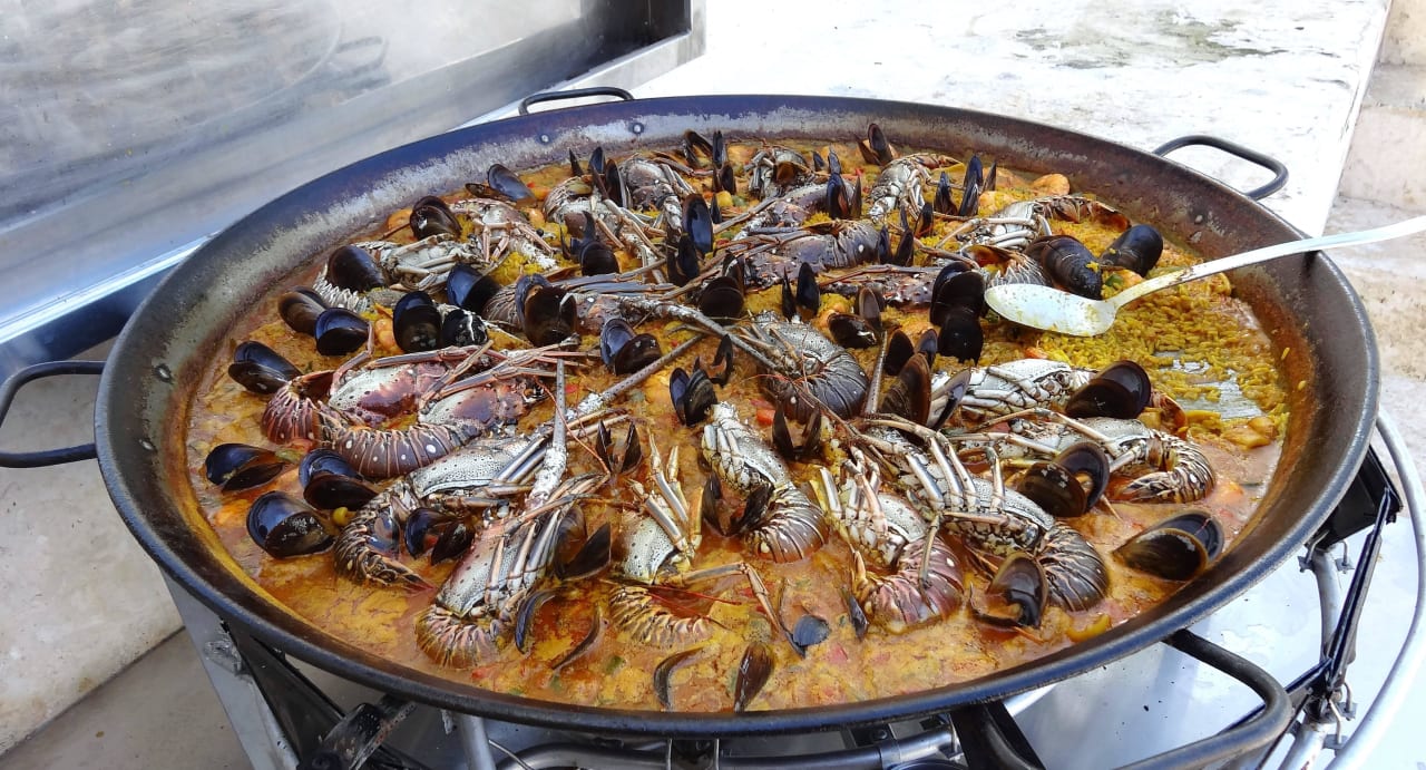 Iberostar-Paella mit Langusten! JOIA Bávaro by Iberostar
