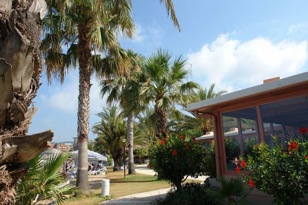 Anlage mit Restaurant Top Hotel