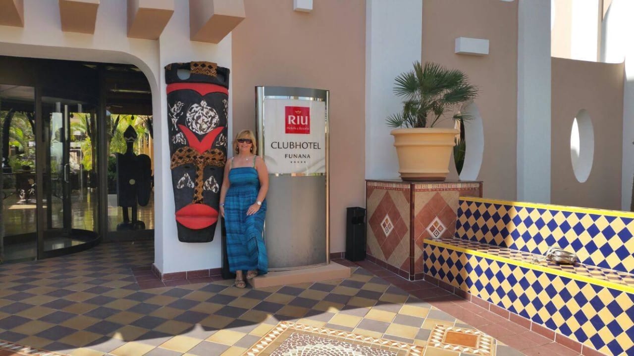 Der Eingang Hotel Riu Funana