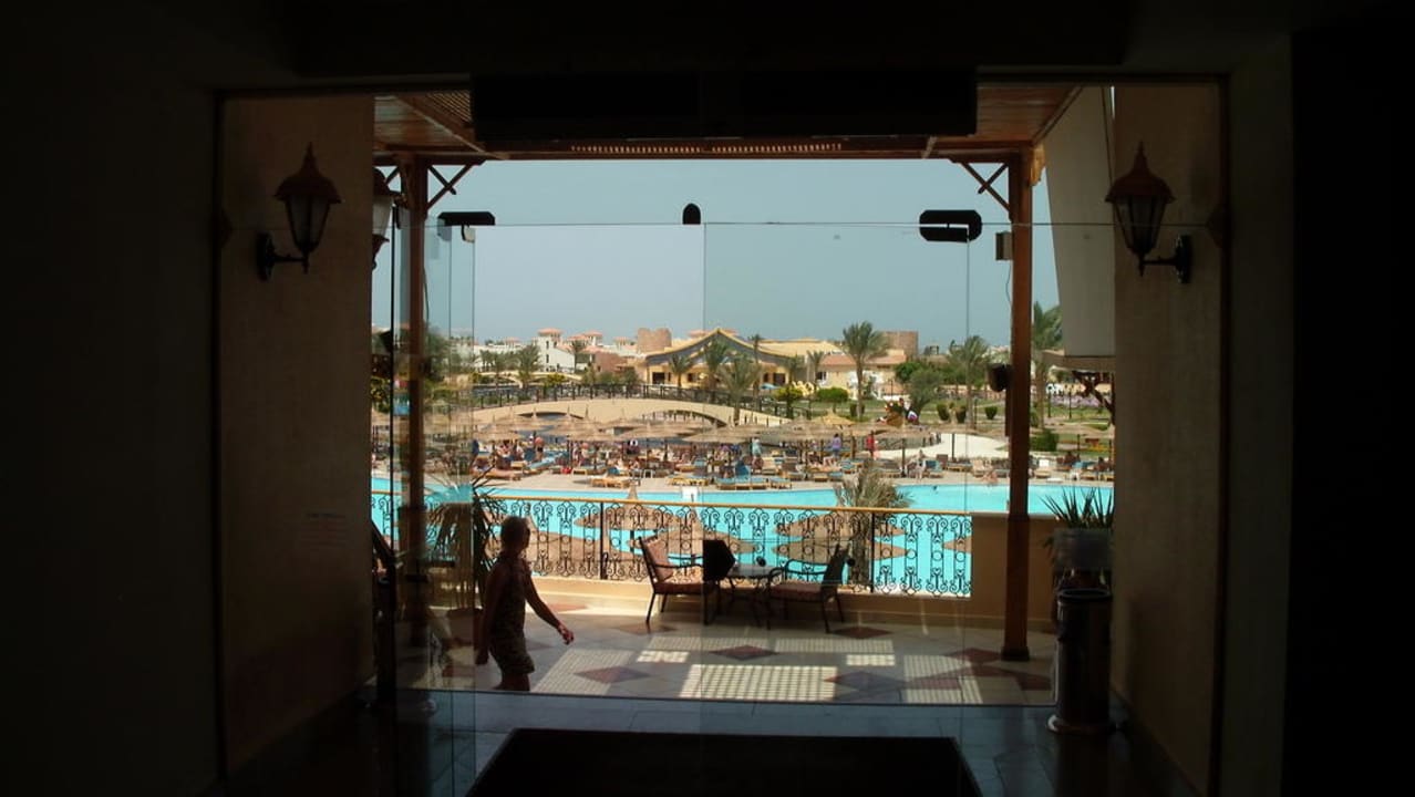 Ausblick in den Garten Pickalbatros Dana Beach Resort - Hurghada