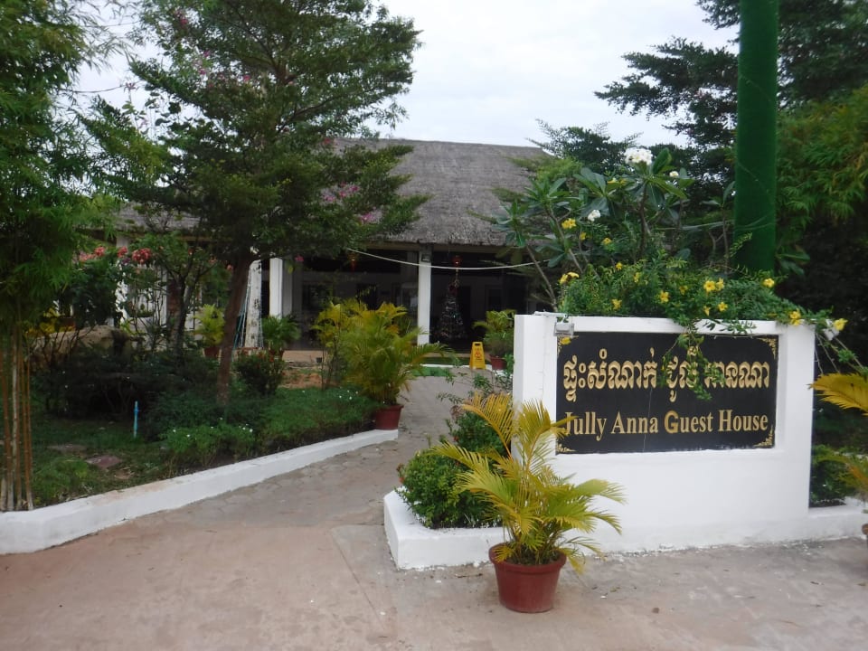 Eingang Jully Anna Guesthouse