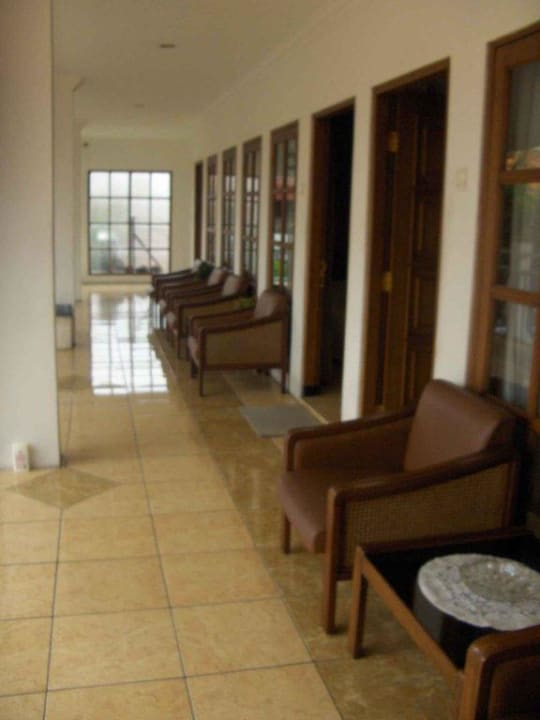 Veranda 1. Stock Hotel Peti Mas