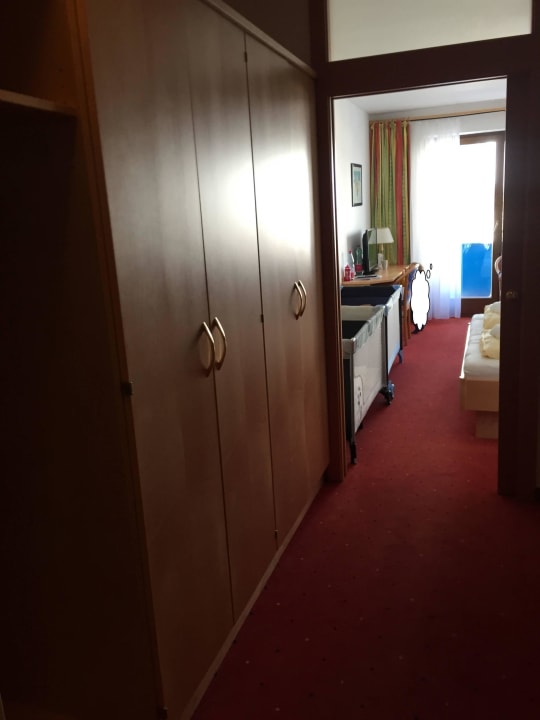 3 MY  AVA  All In Family Hotel