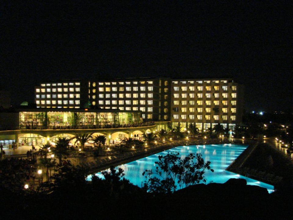 Nachtaufname VONRESORT Golden Coast