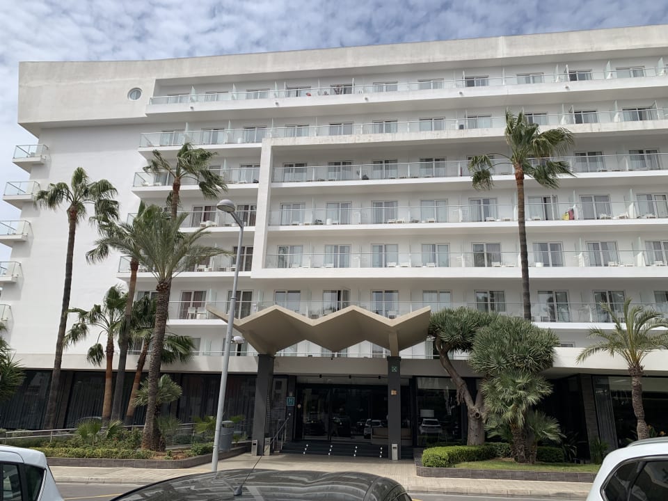 Außenansicht Hotel Riu Festival