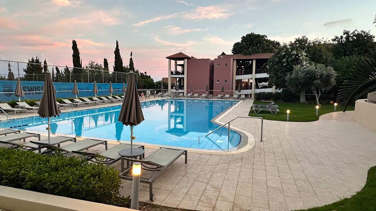 Pool ROBINSON CYPRUS