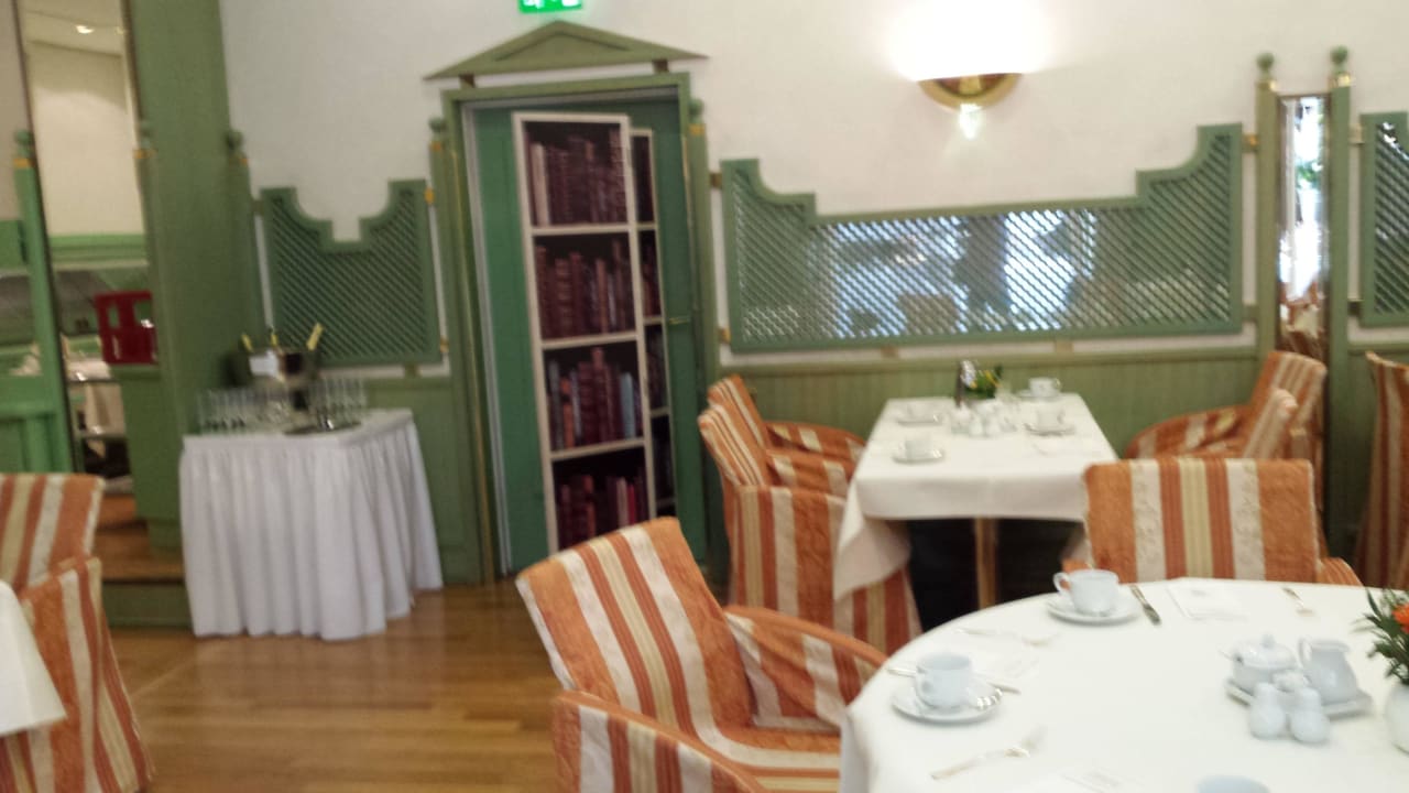 R2 Best Western Premier Grand Hotel Russischer Hof