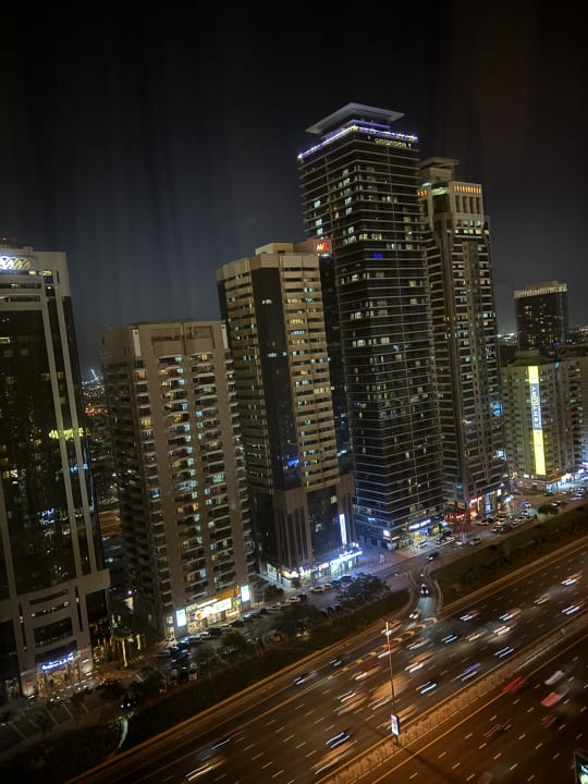 Ausblick Rose Rayhaan by Rotana