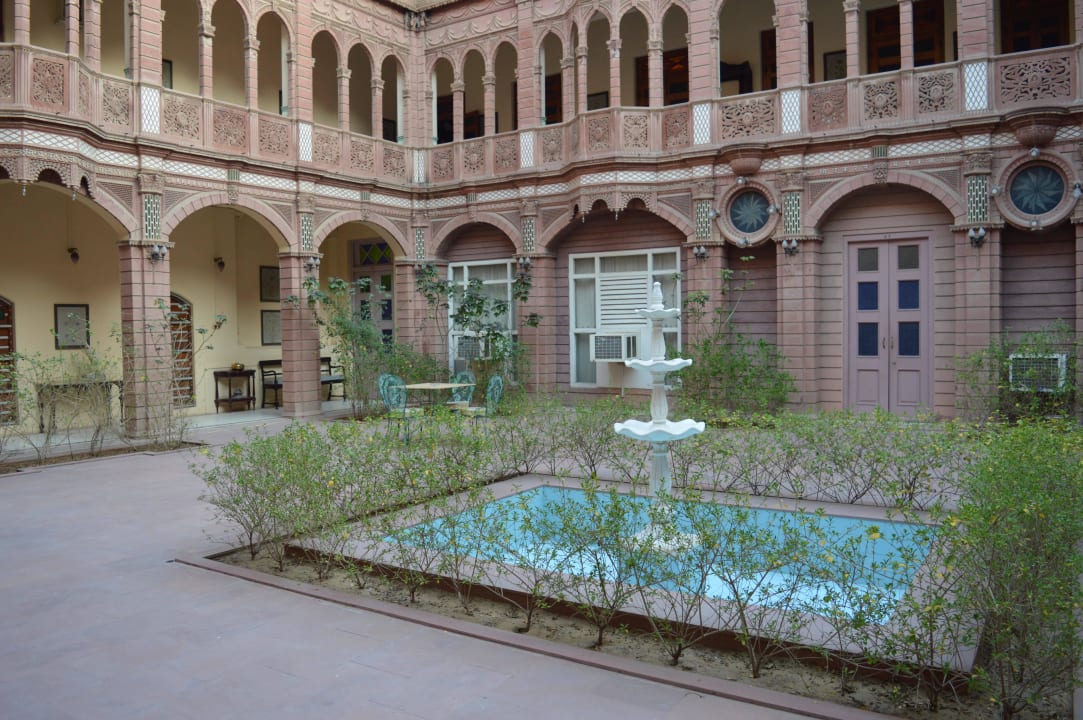 Innenhof Hotel Bhanwar Niwas