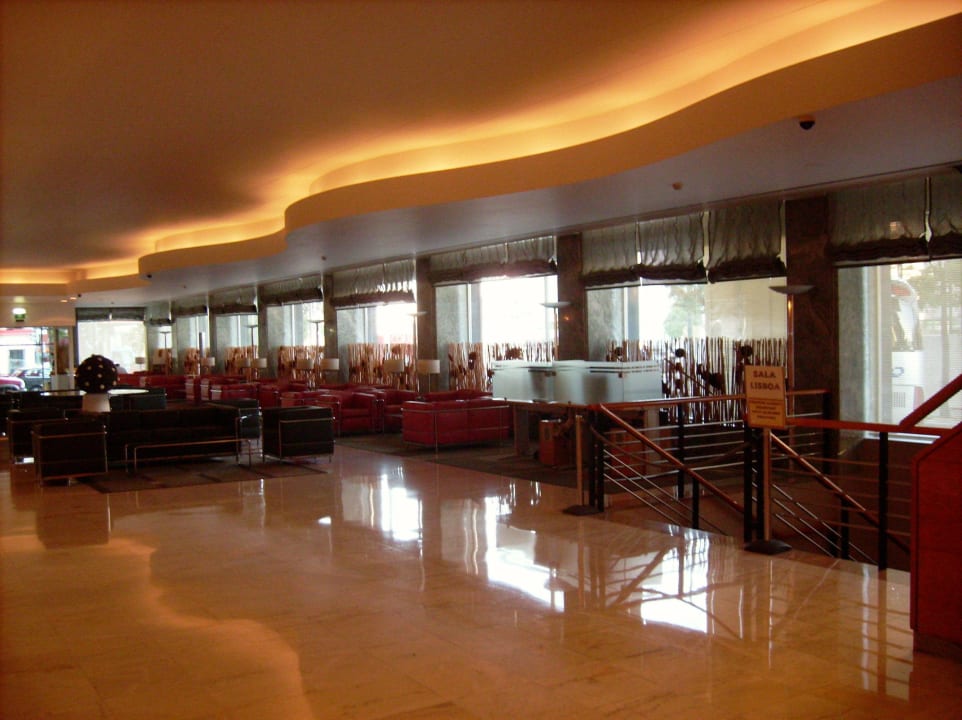 Lobby Hotel Roma