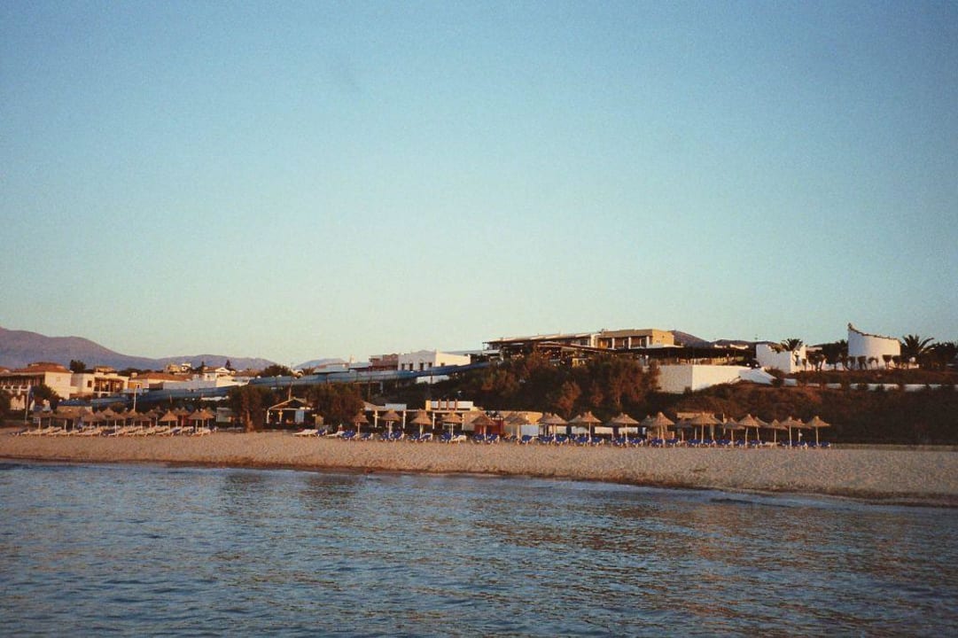 Strand vom Steg aus 1 Mitsis Cretan Village