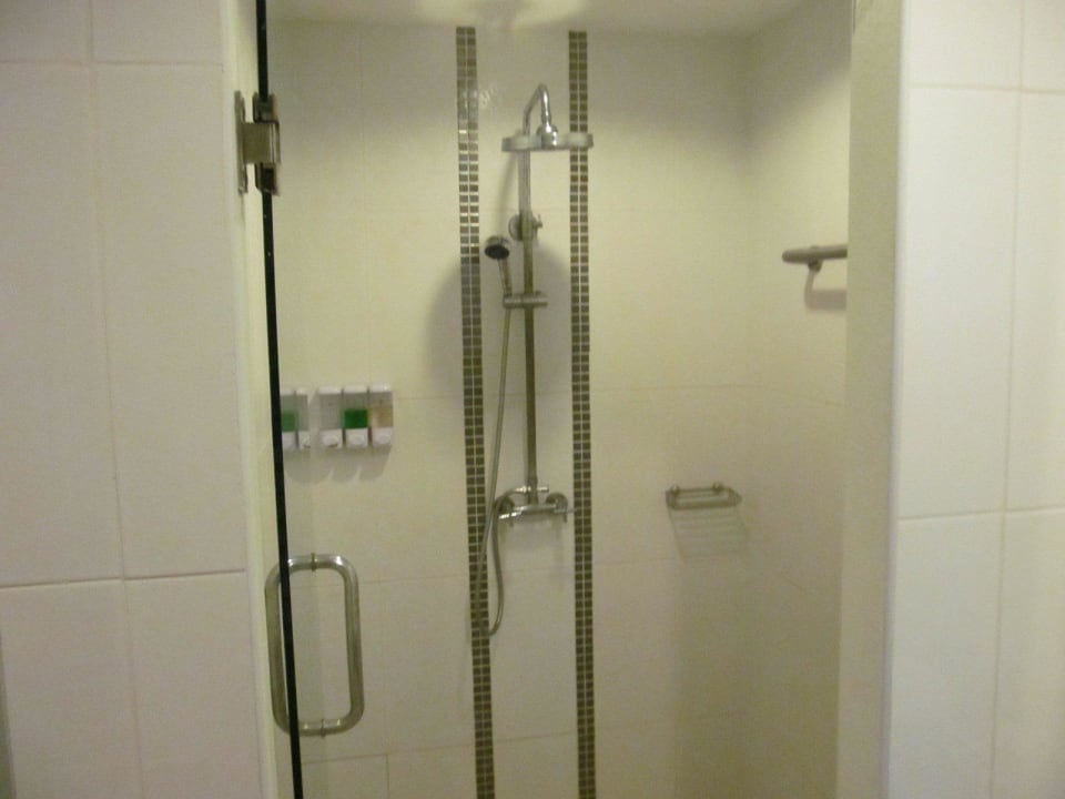 Prysznic Chanalai Flora Resort