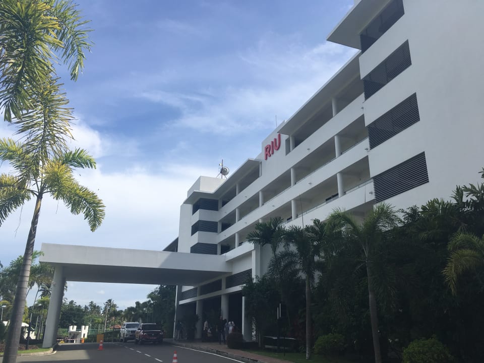 Außenansicht Hotel Riu Sri Lanka