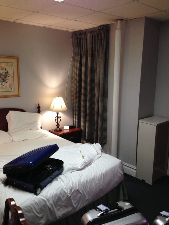 Sicht vom Eingang des Zimmers HGU New York