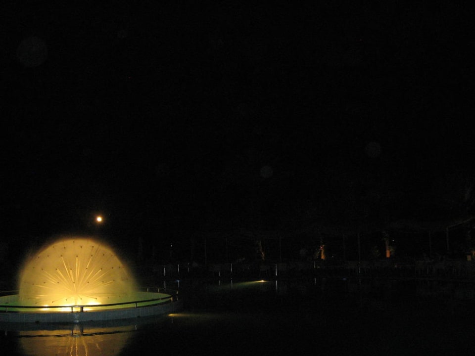 Фонтан Le Jardin Resort