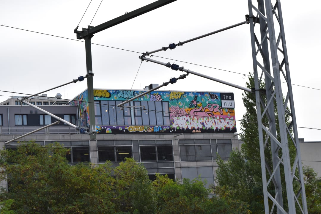 Außenansicht Holiday Inn - the niu, Hide Berlin Friedrichshain