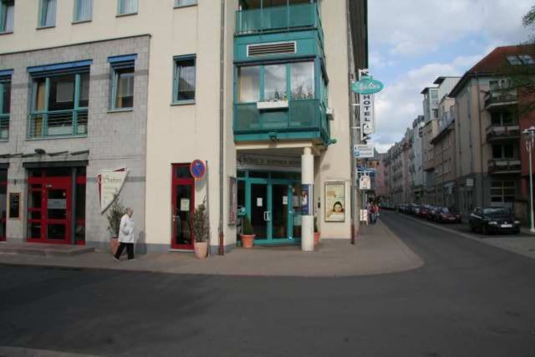 Hoteleingang Göbel's Sophien Hotel